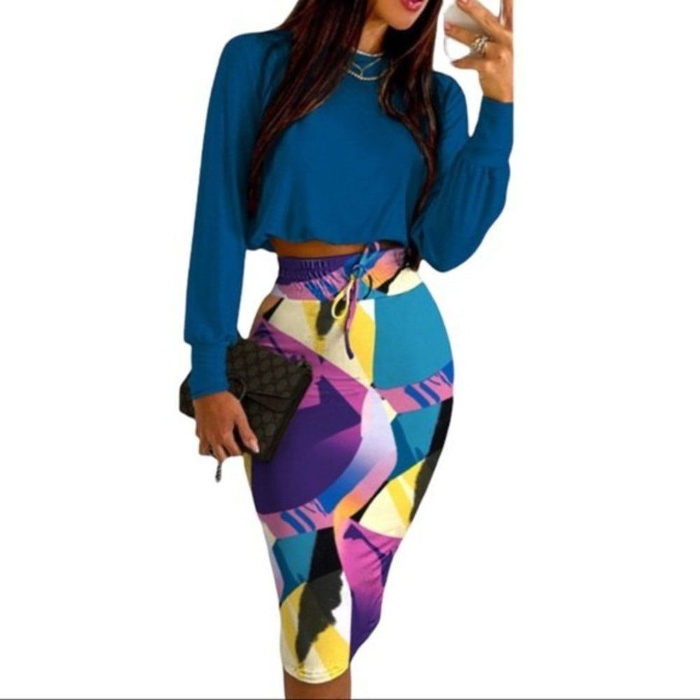 Longsleeve Top Abstract Print Drawstring Skirt Set - image 3
